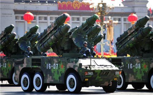 Mỹ chê vũ khí Trung Quốc kém chất lượng, đắt hàng do... "lót tay" nhiều