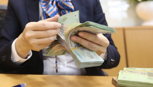 Giữa mùa cao điểm, khối lượng tín phiếu lưu hành vẫn ở mức cao