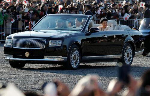 Hoành tráng lễ diễu hành của Nhật hoàng Naruhito sau đăng quang