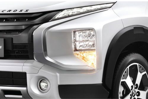 Ảnh chi tiết Mitsubishi Xpander Cross vừa ra mắt với giá hơn 430 triệu đồng