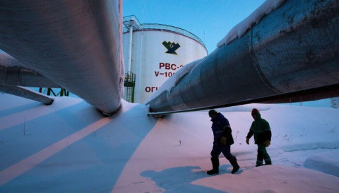 Giá dầu tăng tuần thứ hai liên tục nhờ kỳ vọng "chốt" thỏa thuận thương mại Mỹ - Trung