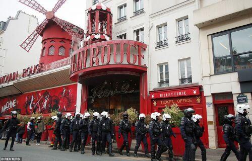 Toàn cảnh "kinh đô ánh sáng" Paris chìm trong hỗn loạn vì biểu tình