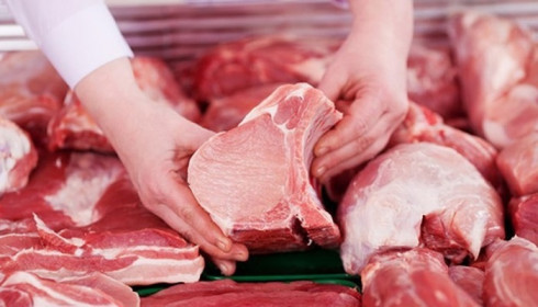Xem xét nhập khẩu thịt lợn bảo đảm cung-cầu trong nước