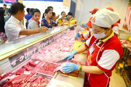 Bộ Công thương: Mất cân đối cung cầu, tết thiếu khoảng 200.000 tấn thịt heo