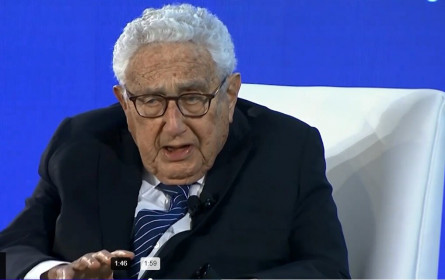 Ông Kissinger: Chiến tranh thương mại Mỹ-Trung có thể dẫn tới xung đột vũ trang