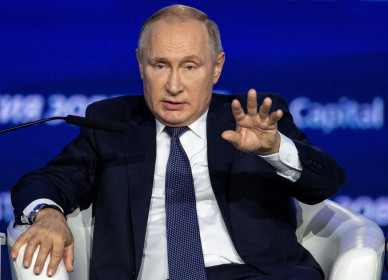 Tổng thống Putin: Mỹ bị gậy ông đập lưng ông khi cấm vận Nga