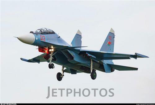 Belarus tự bỏ tiền mua Su-30SM, Nga ra vẻ "bề trên" khoe hàng "viện trợ"