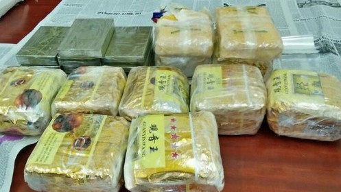 Nghệ An: Bắt 4 đối tượng, thu giữ 9kg ma túy đá, 20.000 viên ma túy tổng hợp