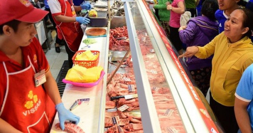 Hàng tết lên kệ, siêu thị vào mùa khuyến mãi sớm