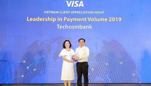 Techcombank nhận 7 giải thưởng từ Tổ chức thẻ Quốc tế Visa