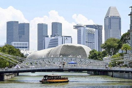 Singapore giàu, còn dân thì sao?
