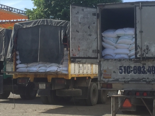 Bộ Công an triệt phá đường dây buôn lậu gần 1.000 tấn đường cát trắng từ Campuchia về Việt Nam