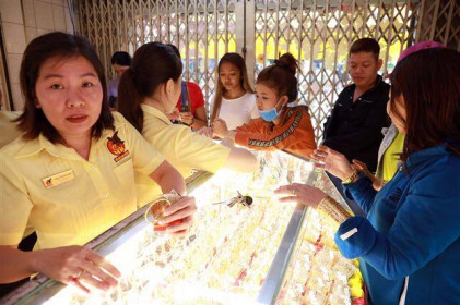 Giá vàng ngày 7/12: Giảm sâu trước thông tin kinh tế Mỹ tốt