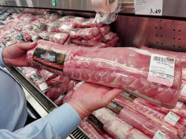 Chuẩn bị kế hoạch nhập khẩu bổ sung thịt lợn để bình ổn thị trường cuối năm