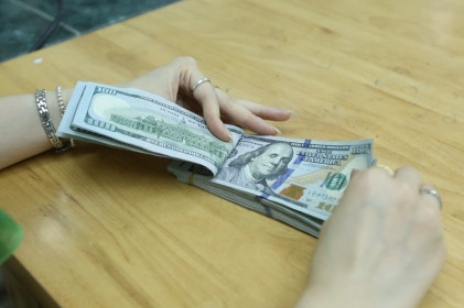 Giá ngoại tệ ngày 15.12: USD tự do giảm, các ngoại tệ khác tăng mạnh