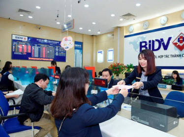 Cổ phiếu cần quan tâm ngày 16/12: BID, POW,