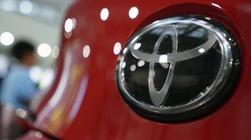 Toyota lần đầu đưa công nghệ tự lái vào xe hơi thương mại