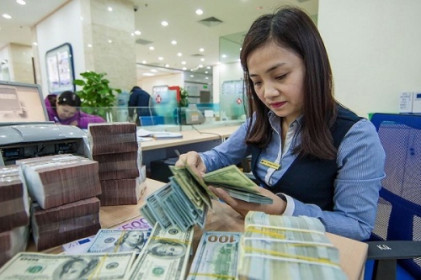 [NGÂN HÀNG- CHỨNG KHOÁN TUẦN TỪ 16-21/12]: Chứng khoán năm 2020 sẽ 'thăng hoa", Moody's hạ bậc tín nhiệm 18 ngân hàng Việt