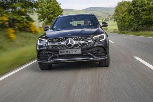 Mercedes GLC 300 4Matic 2020 nhập Đức có giá 2,559 tỷ đồng