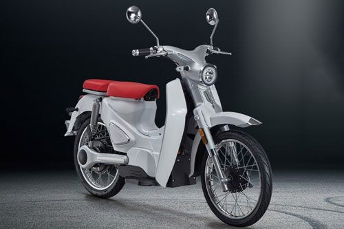 Xe máy điện thiết kế giống Honda Super Cub C125, phạm vi hoạt động 120 km/lần sạc