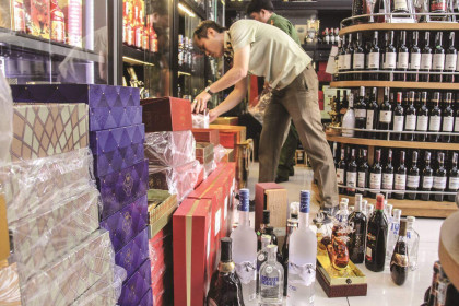 Cuối năm lại nóng hàng lậu