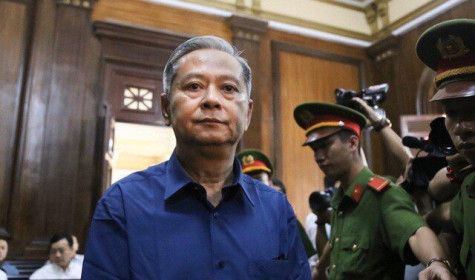 Nguyên Phó Chủ tịch UBND TPHCM Nguyễn Hữu Tín nộp 1,5 tỉ đồng khắc phục hậu quả