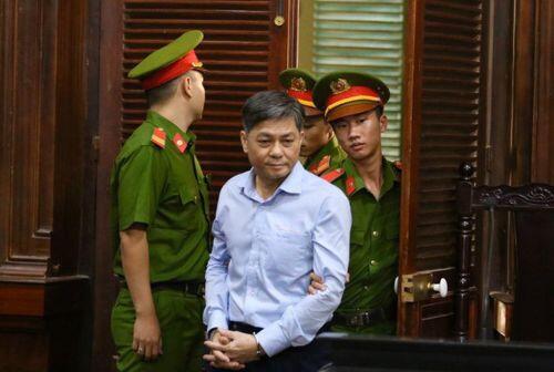 Nguyên Phó Chủ tịch UBND TPHCM Nguyễn Hữu Tín nộp 1,5 tỉ đồng khắc phục hậu quả