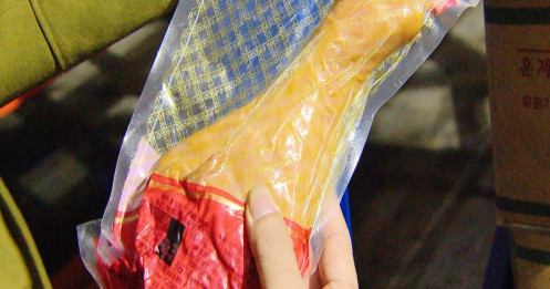 10 tấn đùi gà Hàn Quốc đã hết hạn sử dụng gần 1 năm bị phát hiện, thu giữ