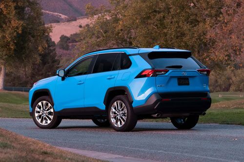 Chi tiết xe SUV bán chạy nhất của Toyota