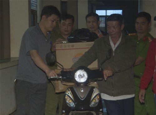 Bắt đối tượng vụ vận chuyển thuốc nổ và kíp mìn lớn nhất tại Đắk Lắk