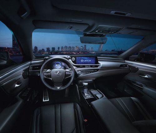 Lexus LS500h bản đặc biết có giá cao nhất hơn 8,8 tỷ đồng