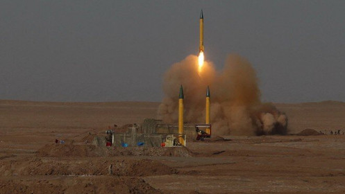 Phóng 35 tên lửa đạn đạo "chưa đủ", Iran nã tiếp đợt hai vào căn cứ Mỹ ở Iraq