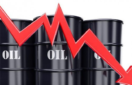 Giá xăng, dầu (9/1): Tiếp tục giảm sâu