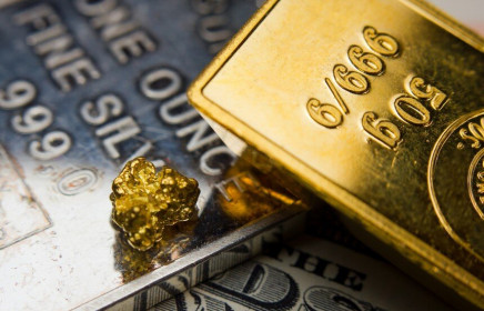 Giá vàng hôm nay ngày 13/1: Giá vàng giảm thêm 80.000 đồng/lượng