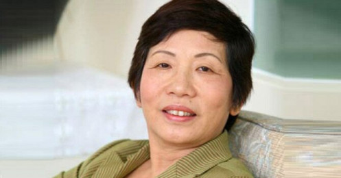 Chị gái ông Trương Gia Bình đăng ký bán ra cổ phiếu FPT