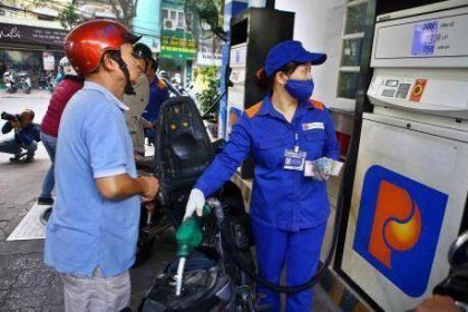 Quỹ bình ổn giá xăng dầu của Petrolimex tăng thêm 32 tỷ đồng