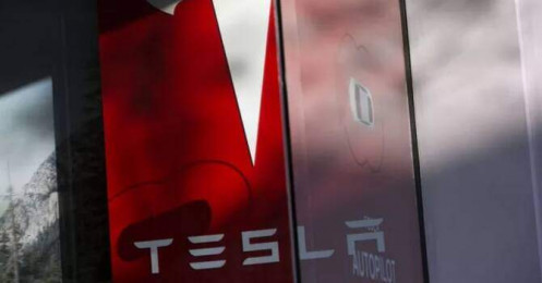 Giới bán khống vẫn “chơi lớn” với cổ phiếu Tesla, quy mô đã tới 14,5 tỷ USD