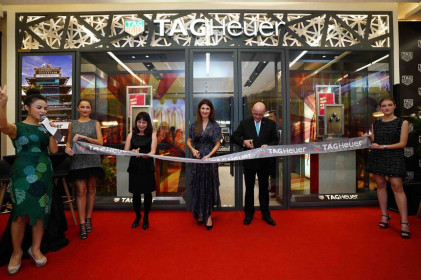 Thương hiệu đồng hồ TAG Heuer ra mắt cửa hàng mới