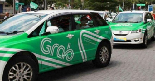 Từ ngày 1/4: Taxi công nghệ phải dán phù hiệu