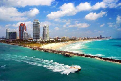 Mỹ chi hàng chục triệu USD bồi cát cho bờ biển Miami
