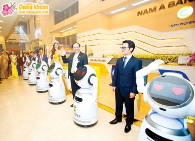 Nam A Bank: Không có bóng dáng M&A trong cuộc chuyển đổi