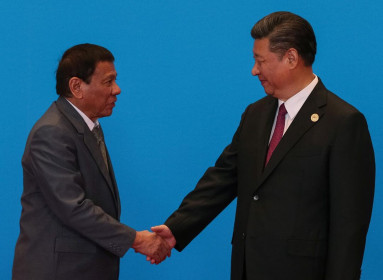 Tổng thống Duterte nói Trung Quốc, Nga tôn trọng chủ quyền Philippines, Mỹ thì không