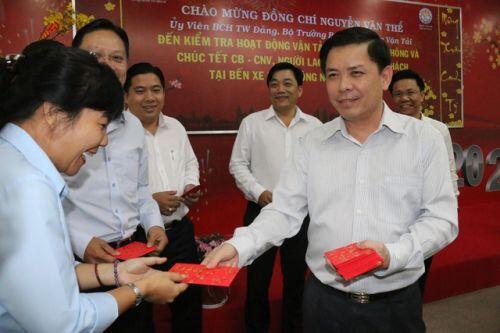 Bộ trưởng Nguyễn Văn Thể: Phải lập khu vực làm thủ tục riêng cho du khách Trung Quốc