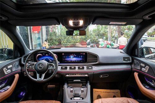 Khám phá Mercedes-Benz GLE300 Diesel 2020, giá hơn 6 tỷ tại Hà Nội