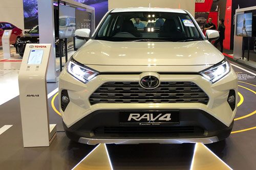 Toyota RAV4 giá 2,27 tỷ đồng tại Singapore, sắp về Việt Nam?