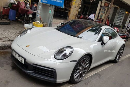 Cận cảnh Porsche 911 Carrera S chính hãng, giá hơn 7,6 tỷ đồng tại Việt Nam