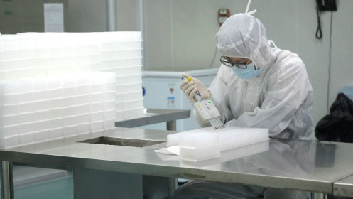 Trung Quốc bắt tay Nga chế vắc xin ngừa vi rút corona mới gây bệnh viêm phổi Vũ Hán