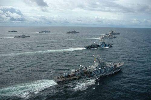 Indonesia chơi lớn, mua cùng lúc hàng loạt tàu chiến, tàu ngầm từ phương Tây
