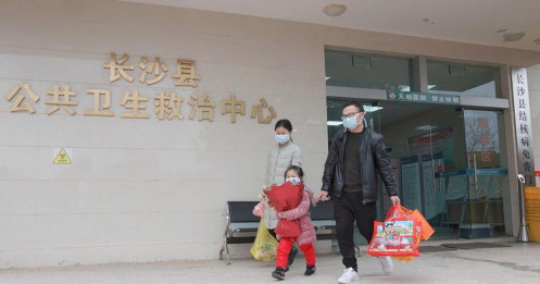 Trung Quốc nói 328 người nhiễm virus corona đã khỏi bệnh