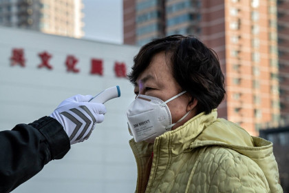 Trung Quốc: Hơn 630 bệnh nhân được chữa khỏi viêm phổi Vũ Hán